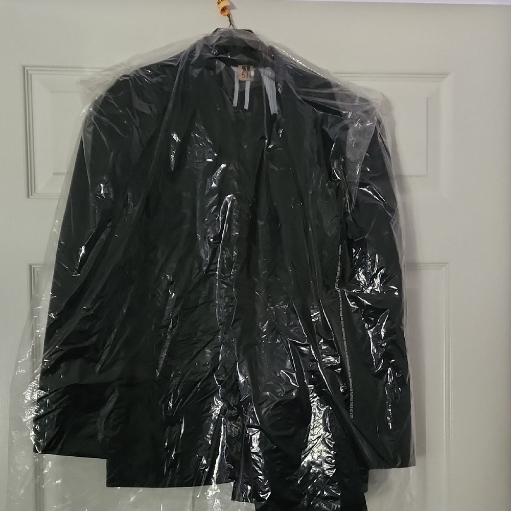 Izod Young Men's Navy Suit